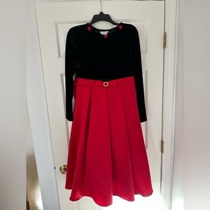 Girl’s Holiday Dress
